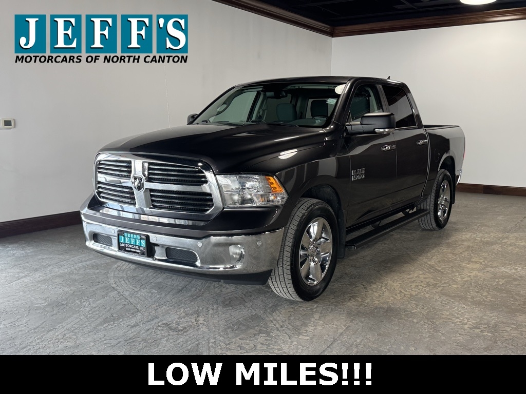 RAM 1500 SLT Crew Cab SWB 4WD 2016
