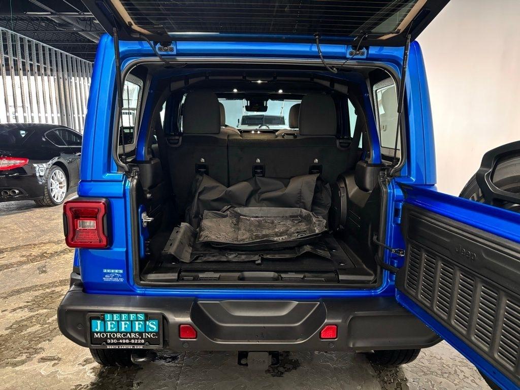 Jeep Wrangler Sahara 2024