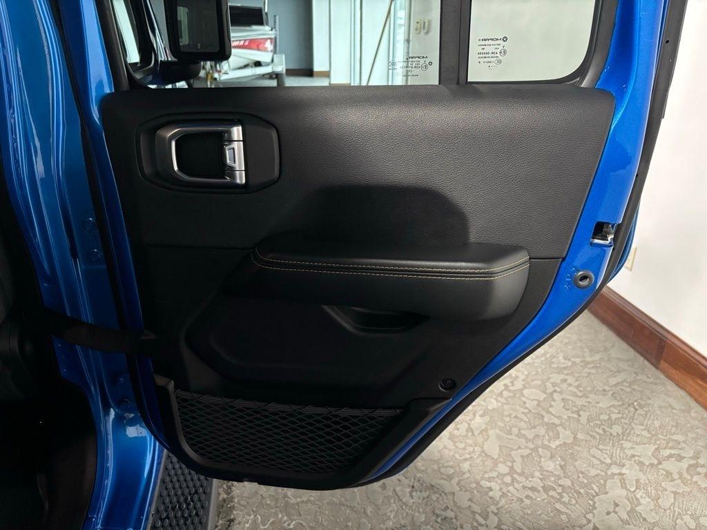 Jeep Wrangler Sahara 2024