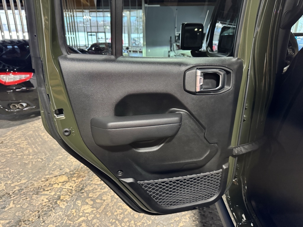 Jeep Wrangler Sport 2024