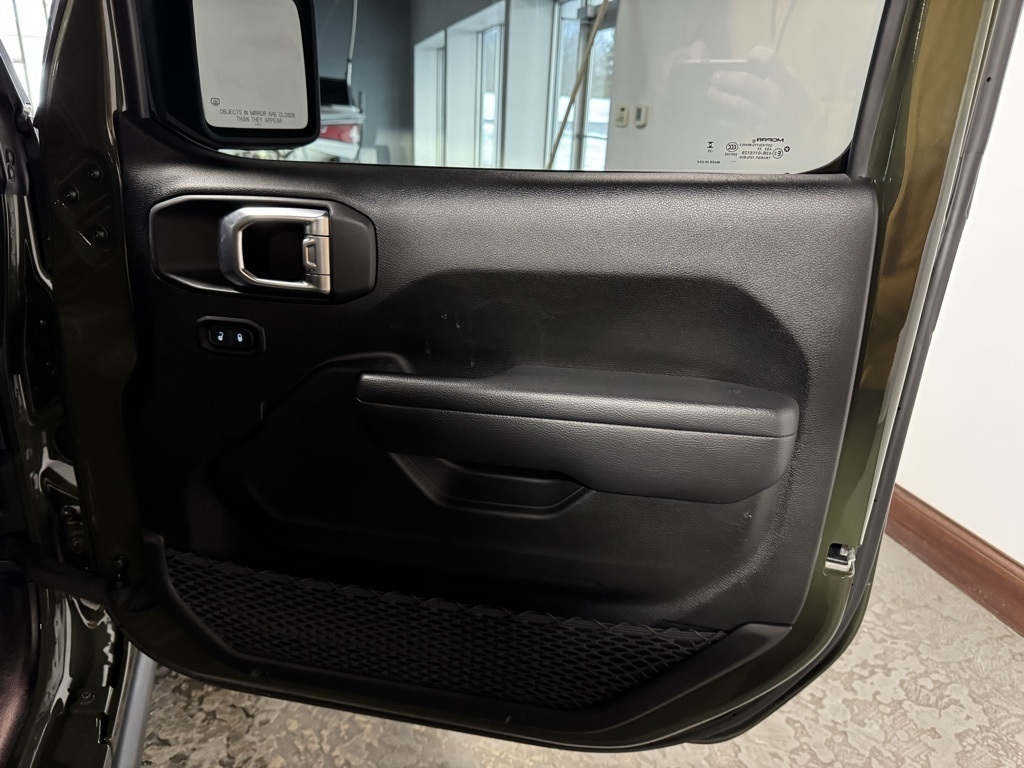 Jeep Wrangler Sport 2024