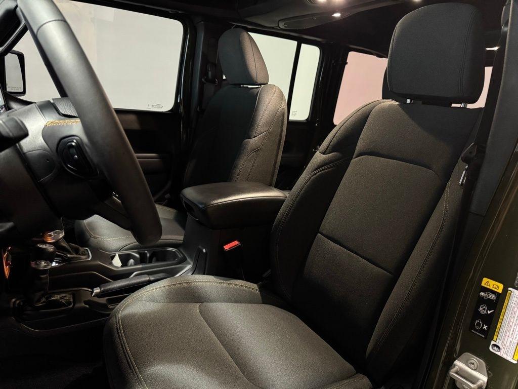 Jeep Wrangler Sport 2024