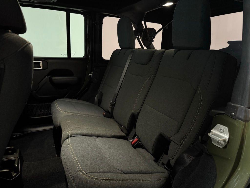 Jeep Wrangler Sport 2024