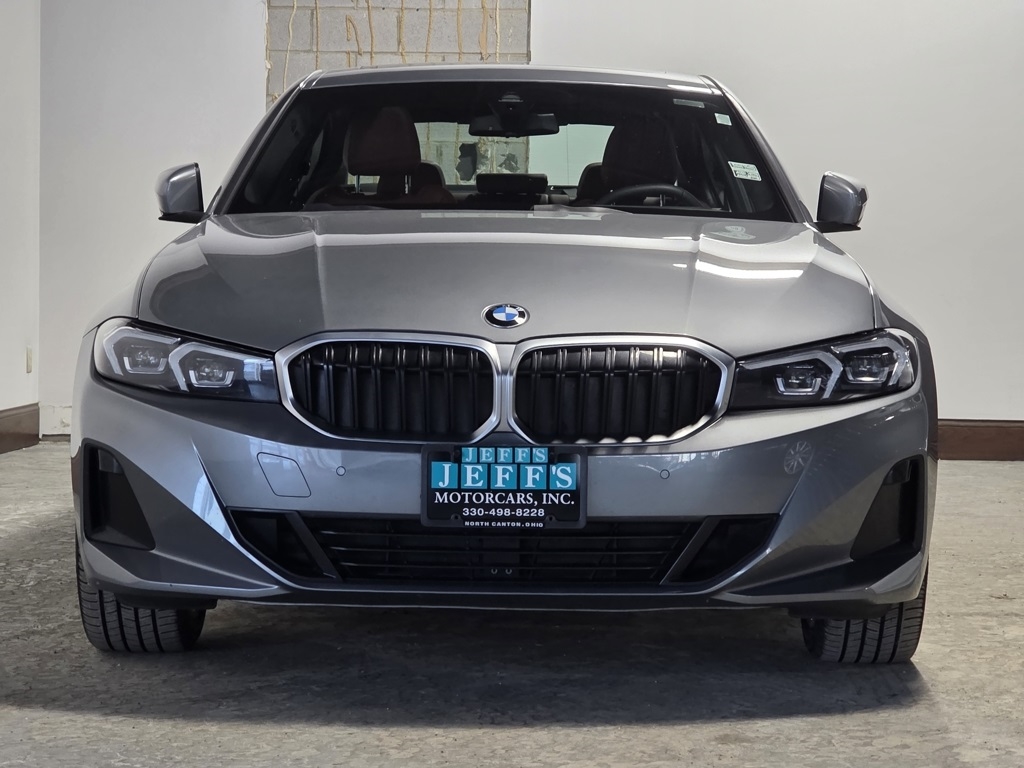 BMW 3-Series 330i xDrive 2025