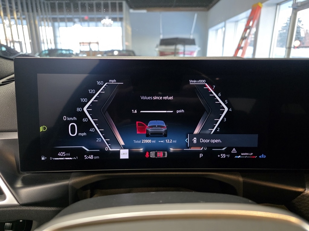 BMW 3-Series 330i xDrive 2025