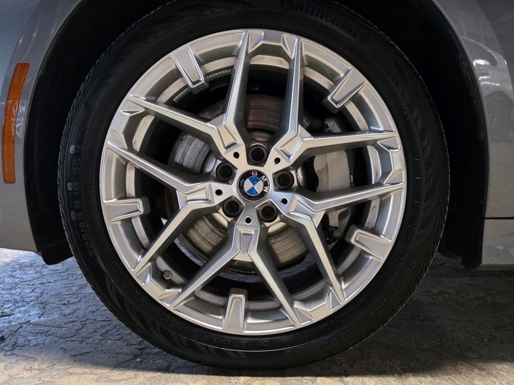 BMW 3-Series 330i xDrive 2025