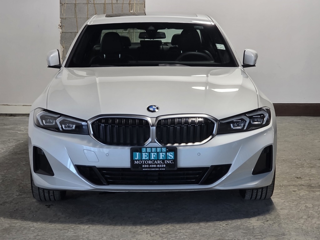 BMW 3-Series 330i xDrive 2025