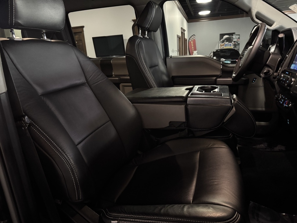 Ford F-250 SD XLT Crew Cab 4WD 2021