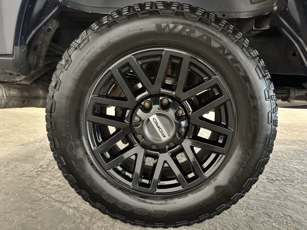 Ford F-250 SD XLT Crew Cab 4WD 2021