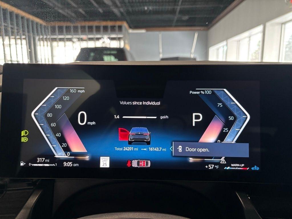 BMW 5-Series 530i xDrive 2025