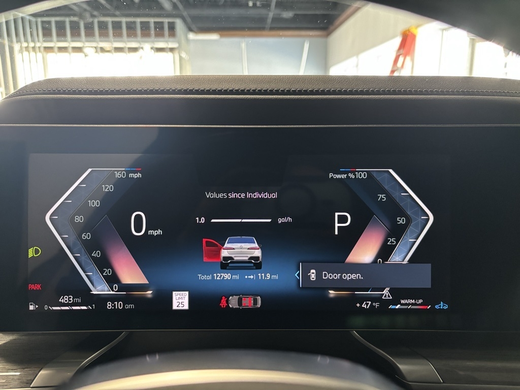 BMW 7-Series 740i xDrive 2025