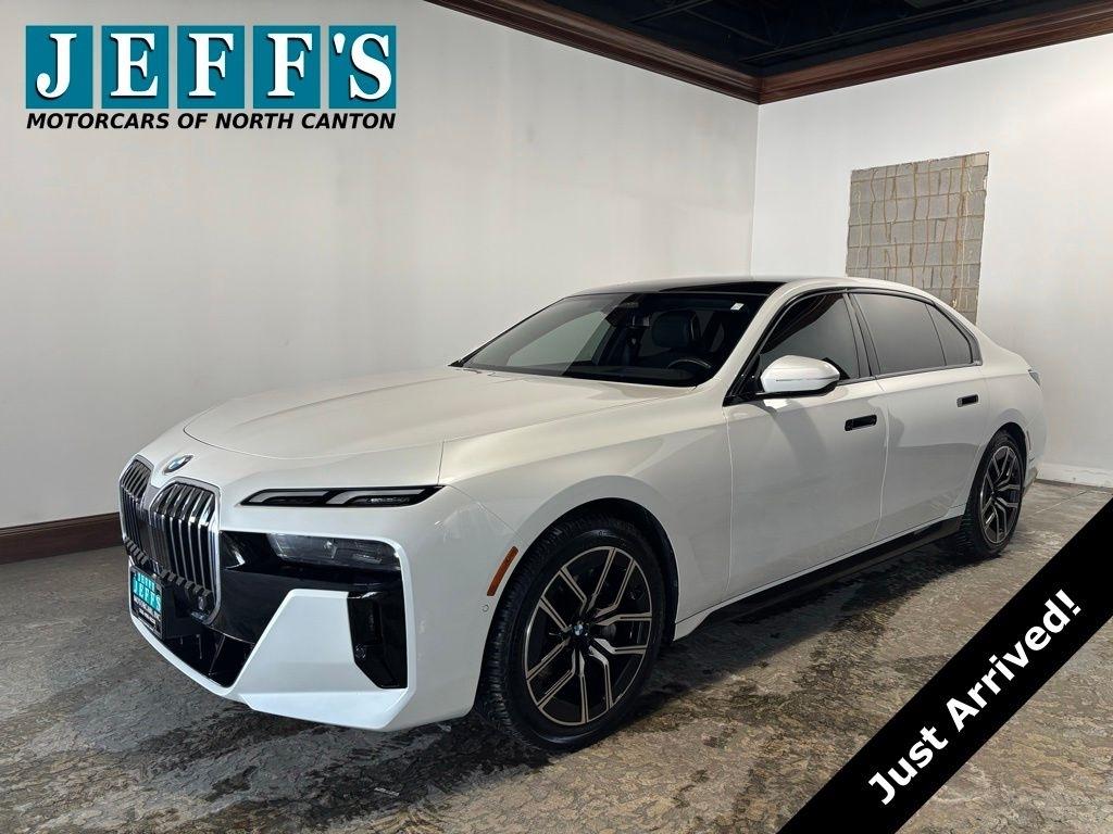 2025 BMW 7-Series 740i xDrive