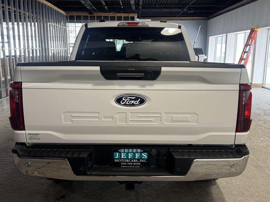 Ford F-150 XLT SuperCrew 4WD 2024