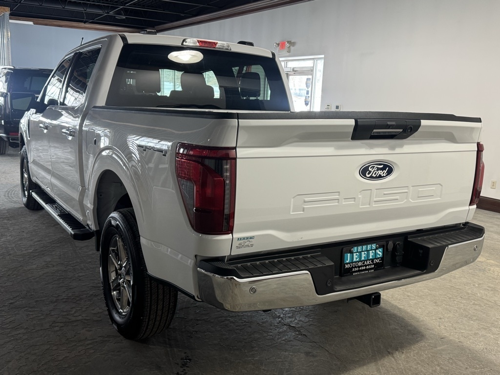 Ford F-150 XLT SuperCrew 4WD 2024