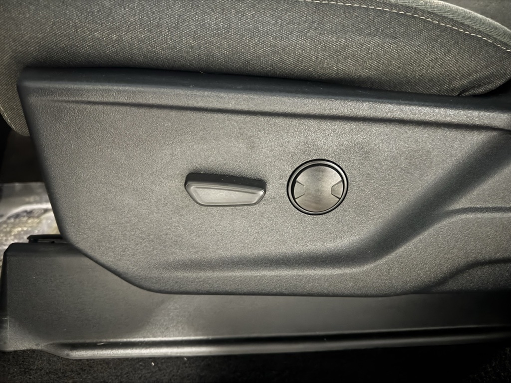 Ford F-150 XLT SuperCrew 4WD 2024