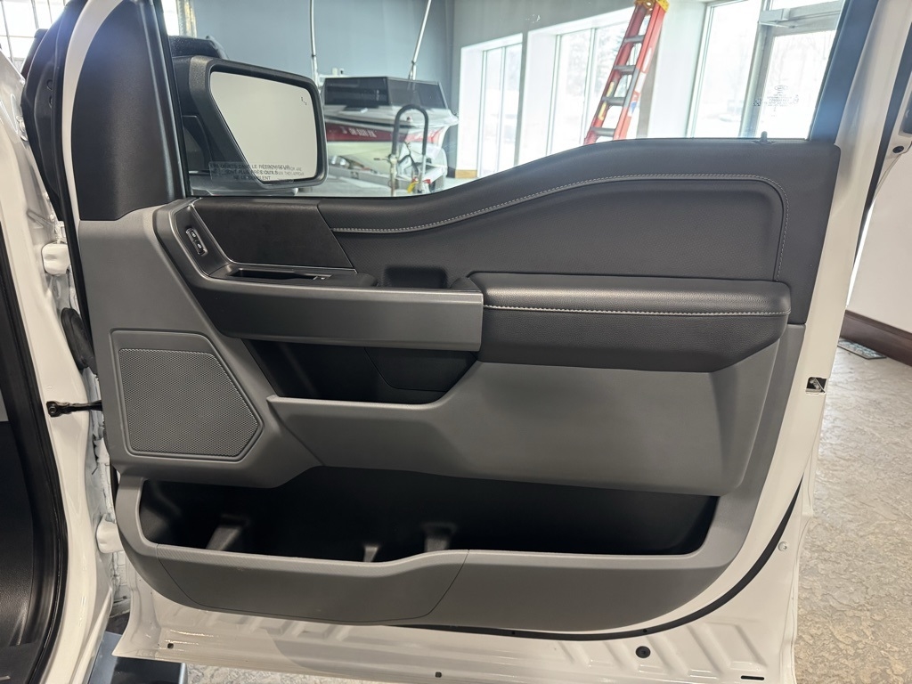 Ford F-150 XLT SuperCrew 4WD 2024