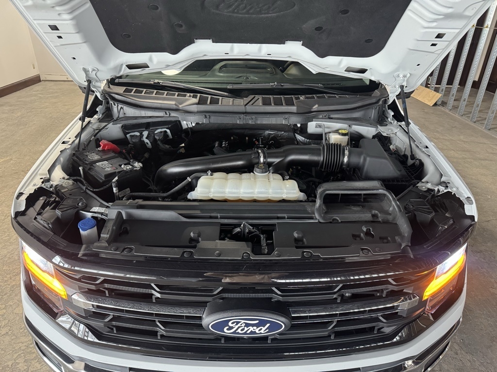 Ford F-150 XLT SuperCrew 4WD 2024