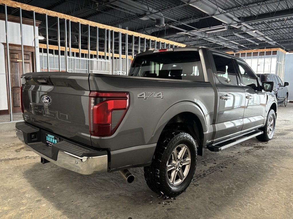 Ford F-150 XLT SuperCrew 4WD 2024
