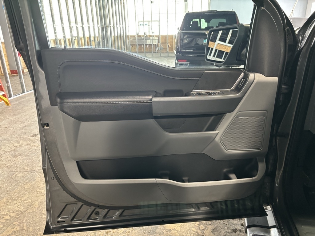 Ford F-150 XLT SuperCrew 4WD 2024