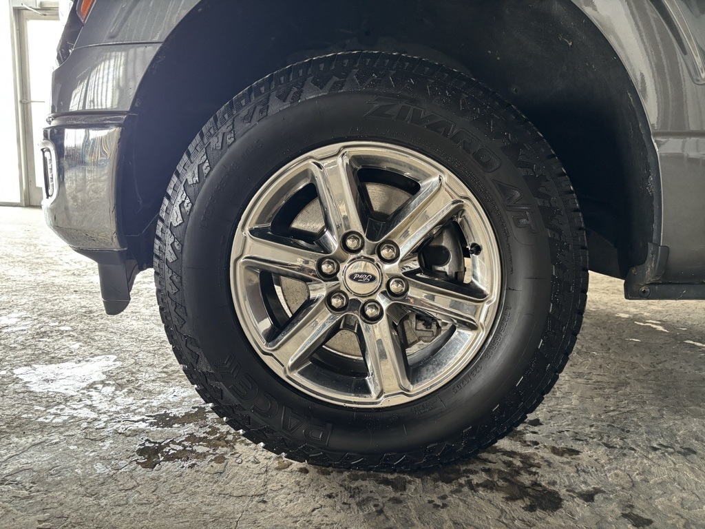 Ford F-150 XLT SuperCrew 4WD 2024