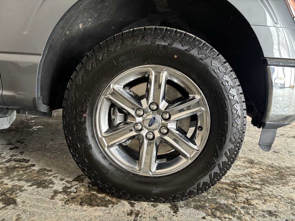 Ford F-150 XLT SuperCrew 4WD 2024