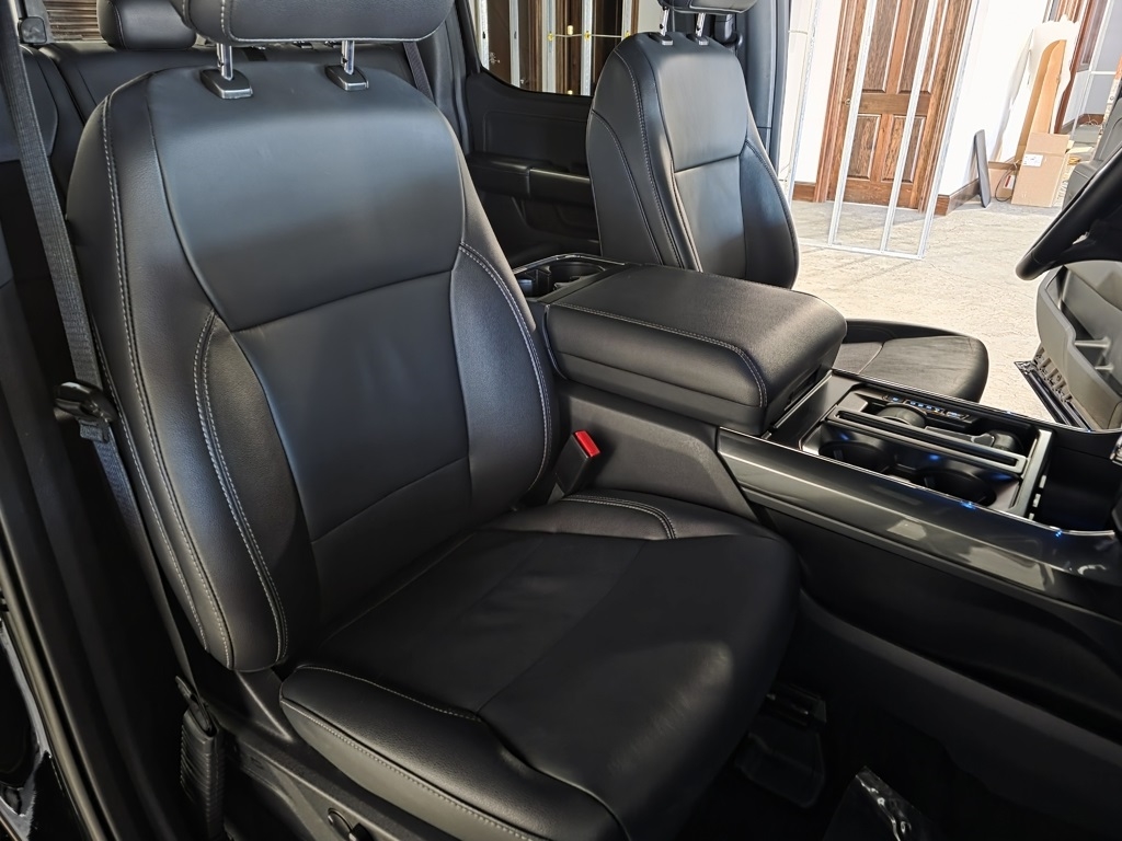 Ford F-150 Lariat SuperCrew 5.5-ft. Bed 4WD 2023