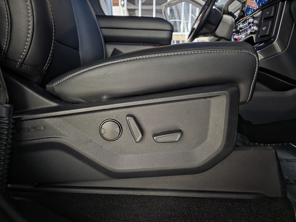 Ford F-150 Lariat SuperCrew 5.5-ft. Bed 4WD 2023