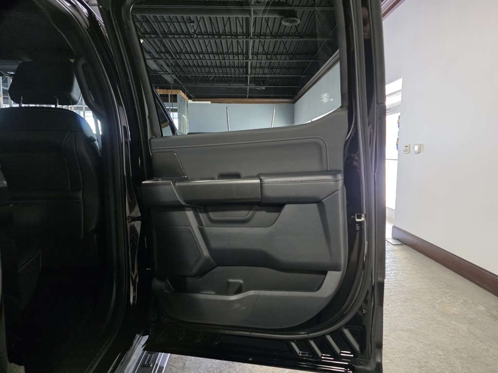 Ford F-150 Lariat SuperCrew 5.5-ft. Bed 4WD 2023