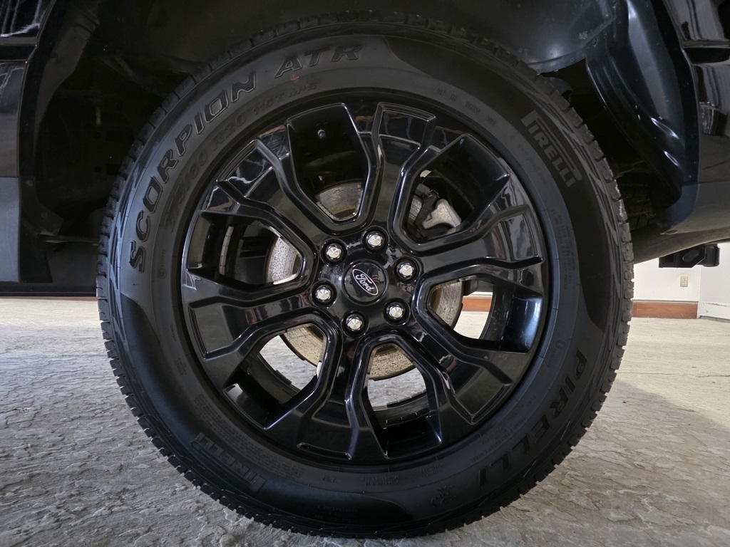 Ford F-150 Lariat SuperCrew 5.5-ft. Bed 4WD 2023