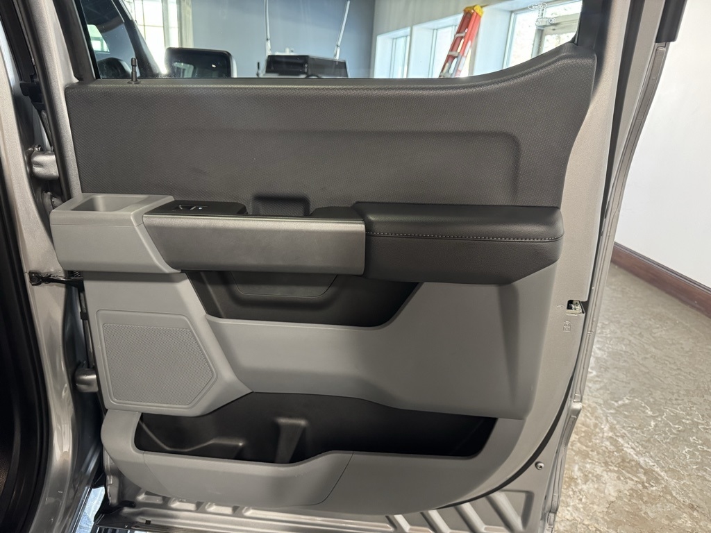 Ford F-150 Lariat SuperCrew 5.5-ft. Bed 4WD 2023