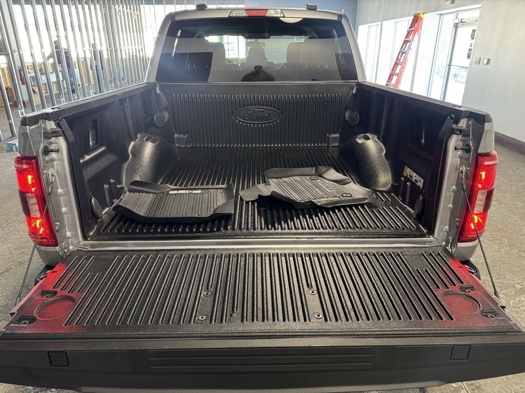 Ford F-150 Lariat SuperCrew 5.5-ft. Bed 4WD 2023