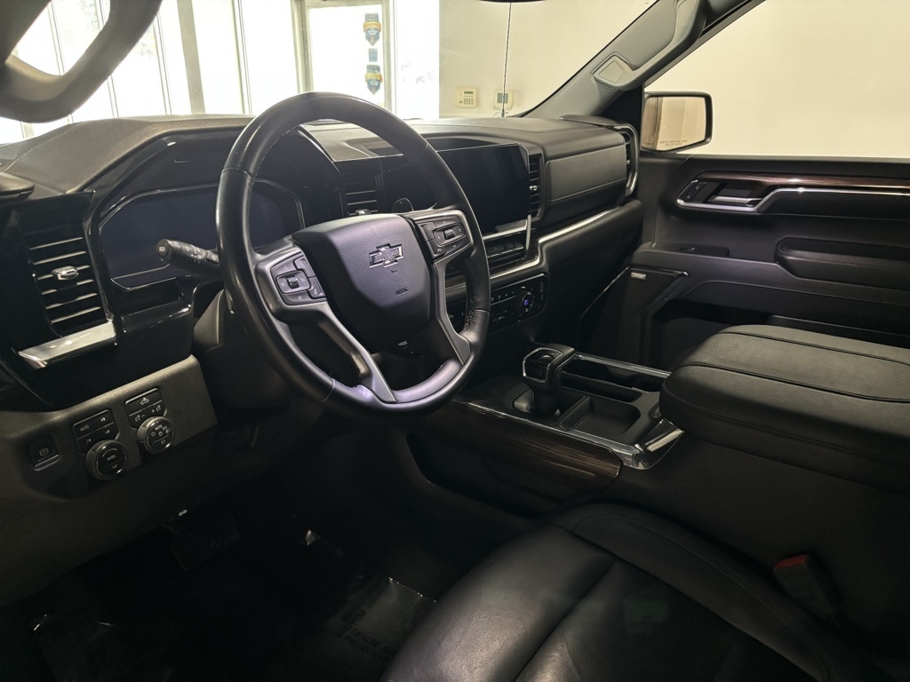 Chevrolet Silverado 1500 RST Crew Cab 4WD 2024