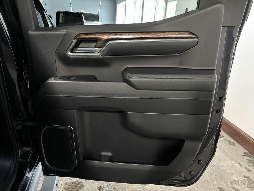 Chevrolet Silverado 1500 RST Crew Cab 4WD 2024