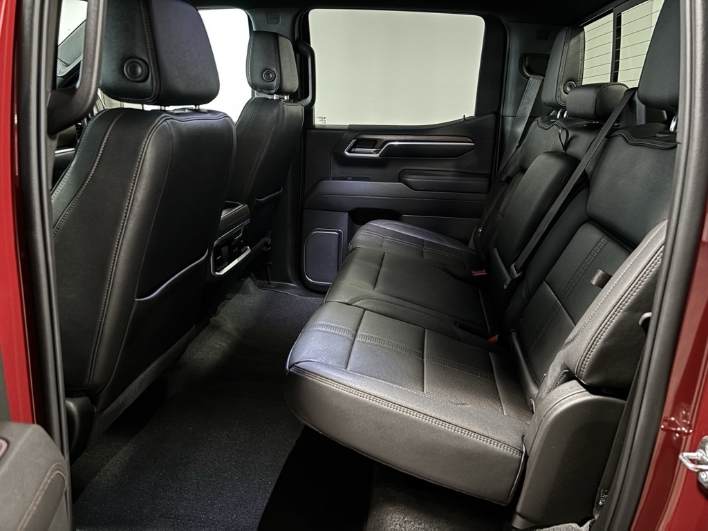 Chevrolet Silverado 1500 High Country Crew Cab 4WD 2022