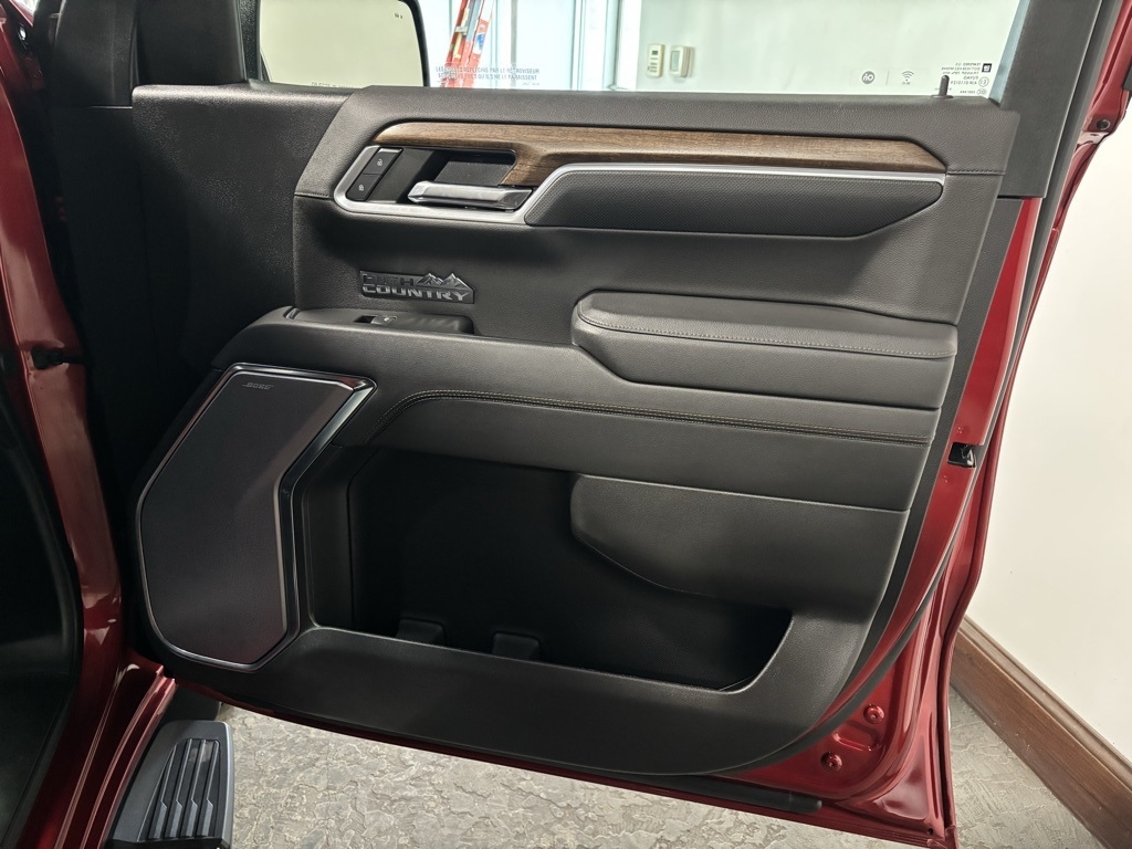 Chevrolet Silverado 1500 High Country Crew Cab 4WD 2022