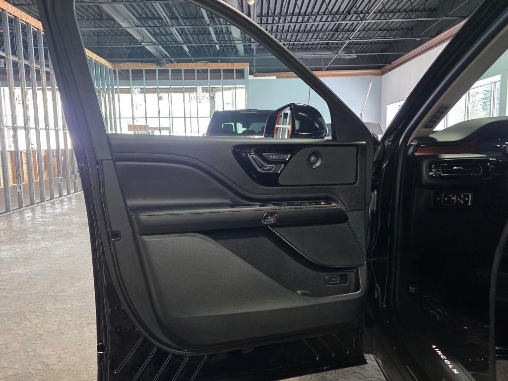 Lincoln Aviator Reserve AWD 2024