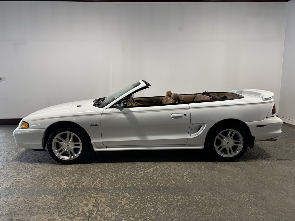Ford Mustang GT convertible 1998