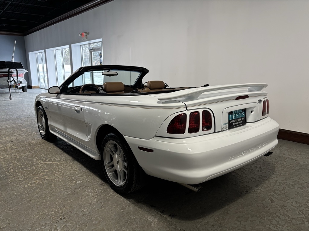 Ford Mustang GT convertible 1998