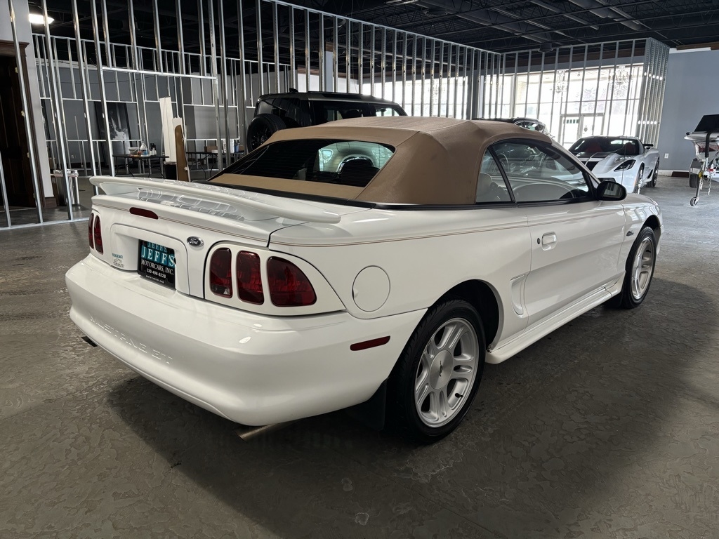 Ford Mustang GT convertible 1998