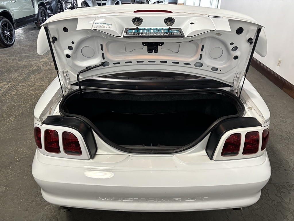 Ford Mustang GT convertible 1998