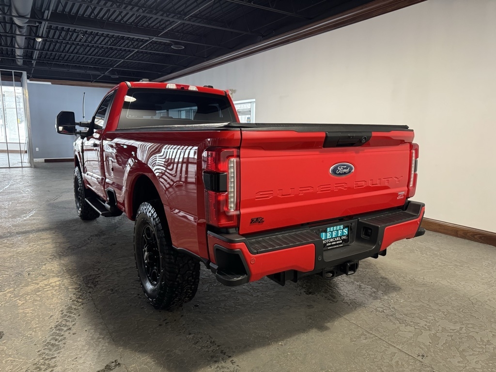 Ford F-250 SD XL 4WD 2024