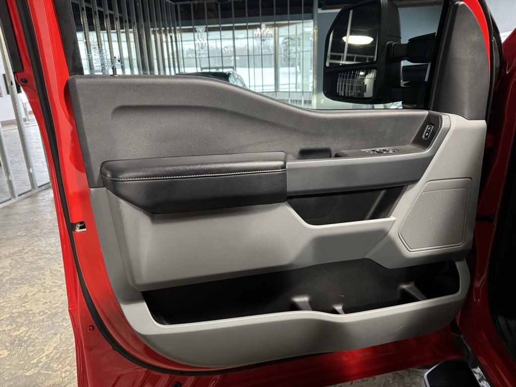 Ford F-250 SD XL 4WD 2024