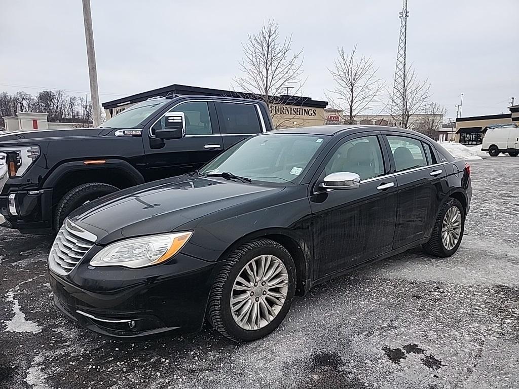 Chrysler 200 Limited 2011