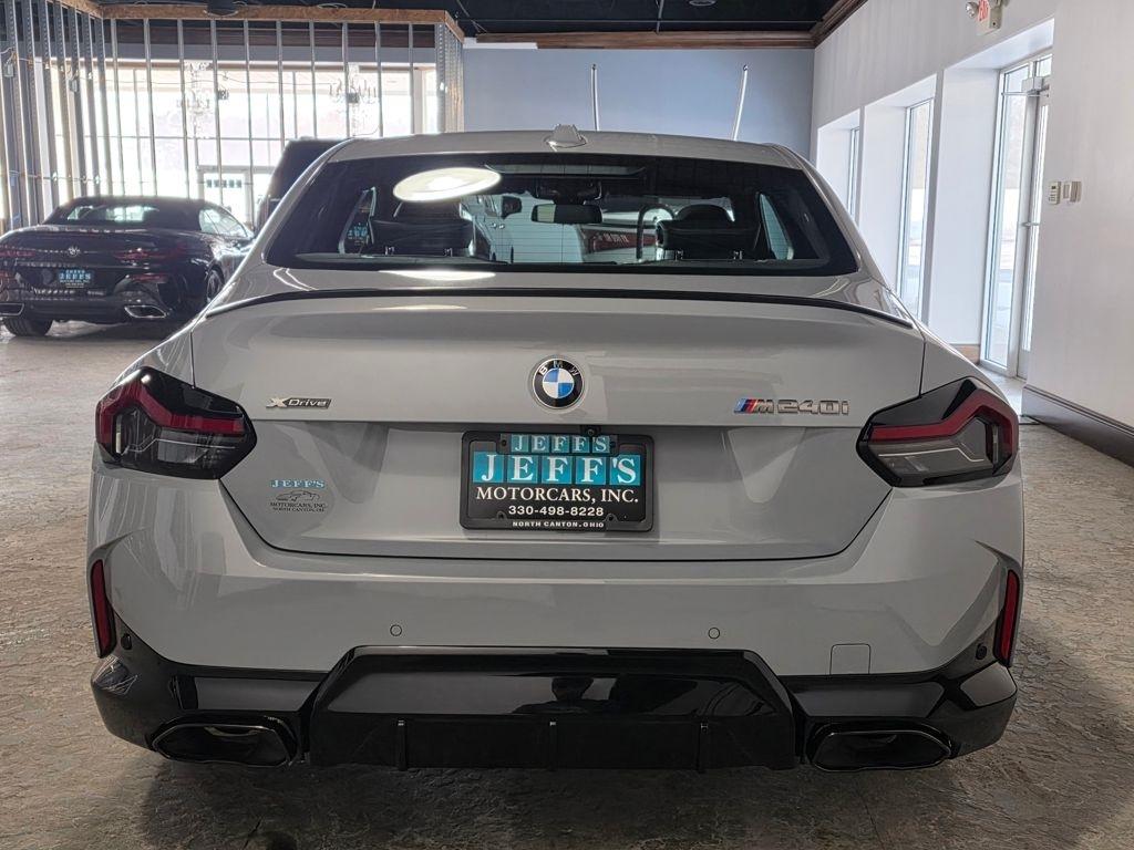 BMW 2-Series M240i Coupe 2023