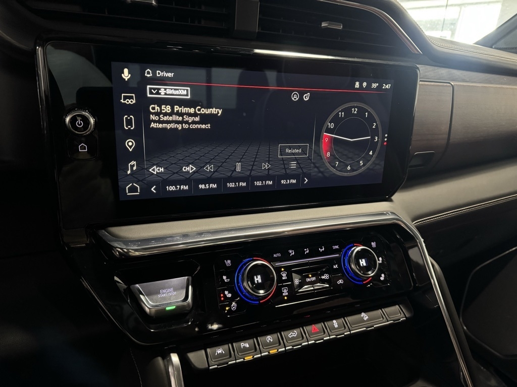 GMC Sierra 1500 Denali Ultimate Crew Cab 4WD 2025