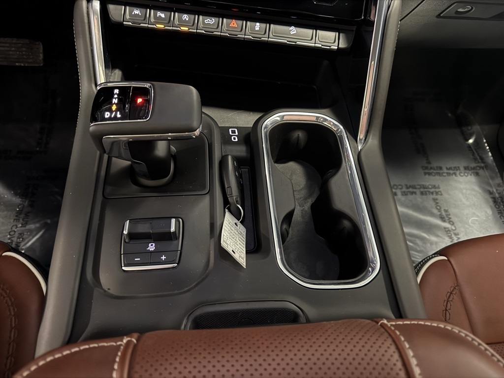 GMC Sierra 1500 Denali Ultimate Crew Cab 4WD 2025