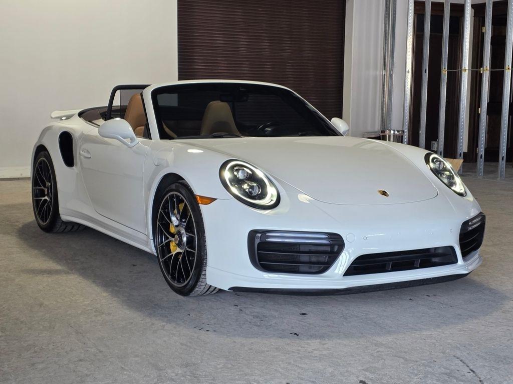 Porsche 911 Turbo Cabriolet 2019