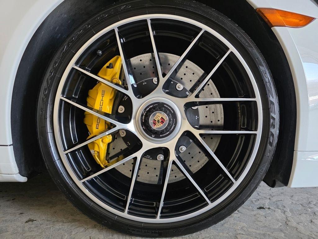 Porsche 911 Turbo Cabriolet 2019