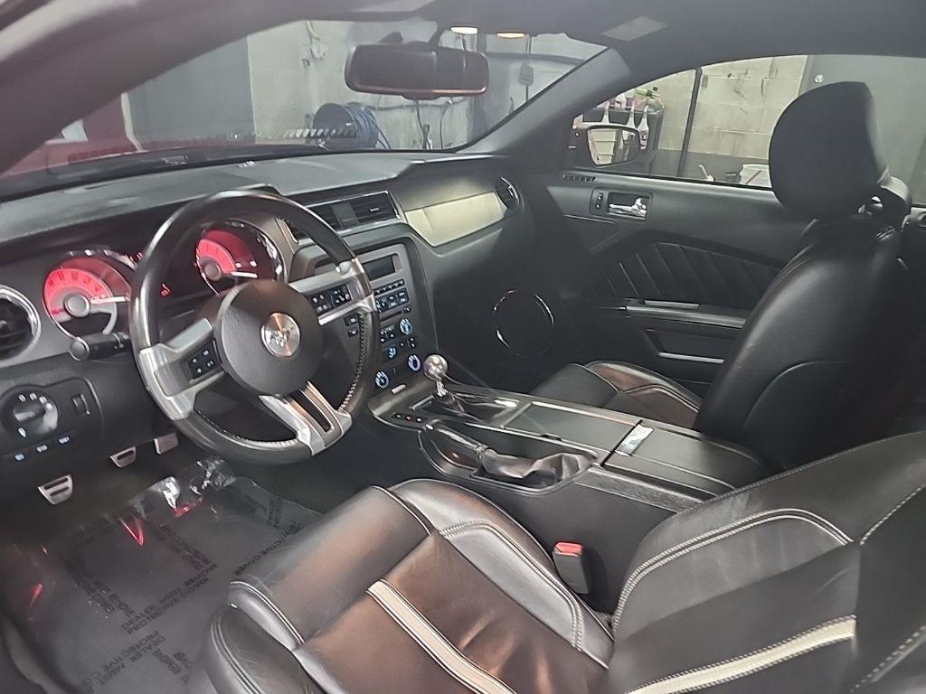 Ford Mustang GT Coupe 2012