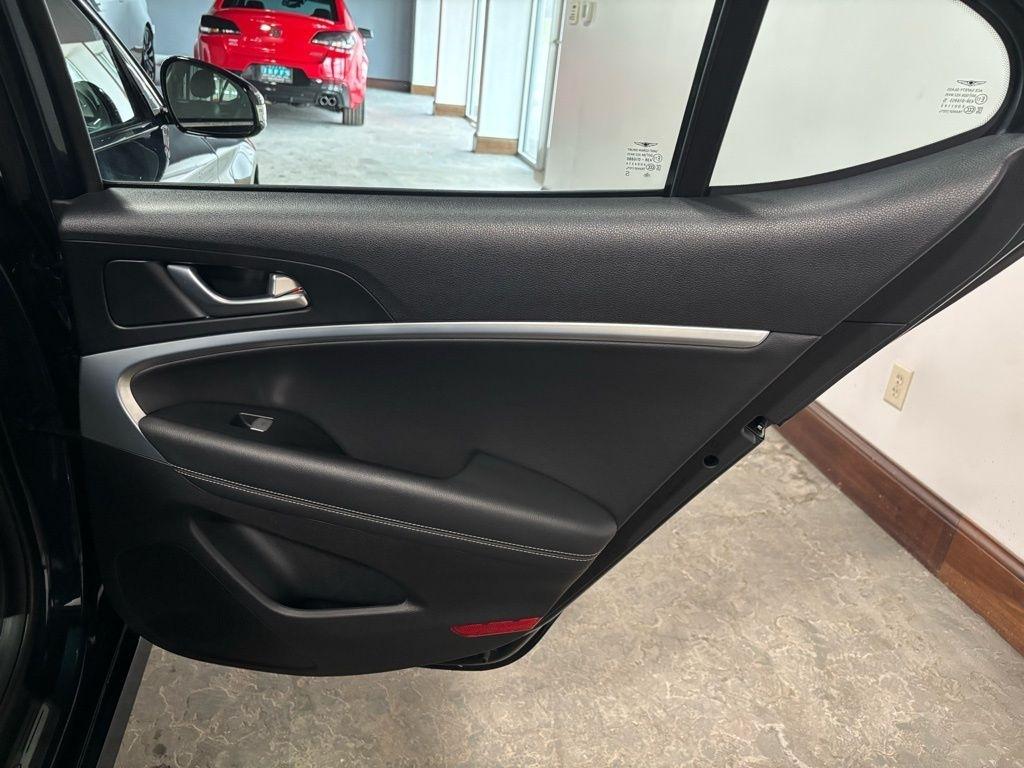 Genesis G70 2.0T 2023